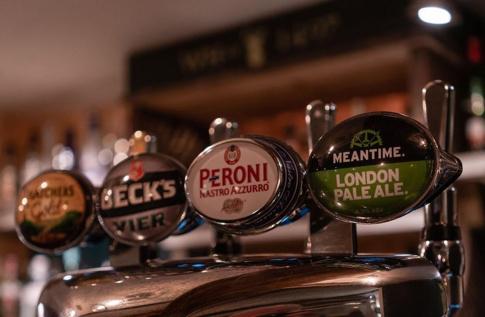 White Hart Inn ويلْزْ المظهر الخارجي الصورة