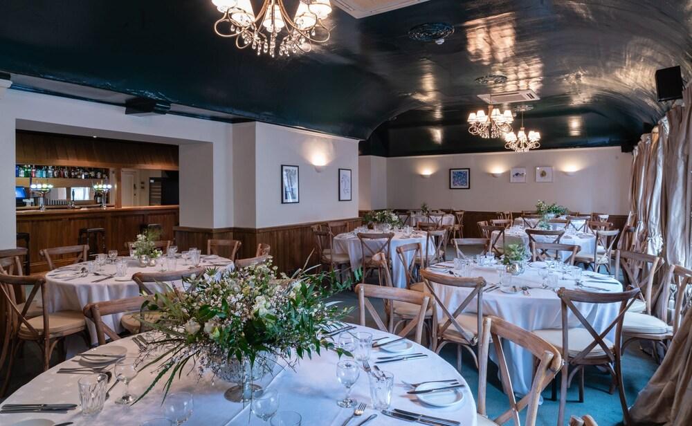 White Hart Inn ويلْزْ المظهر الخارجي الصورة