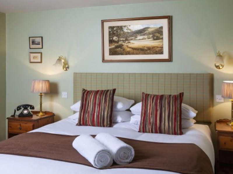 White Hart Inn ويلْزْ المظهر الخارجي الصورة